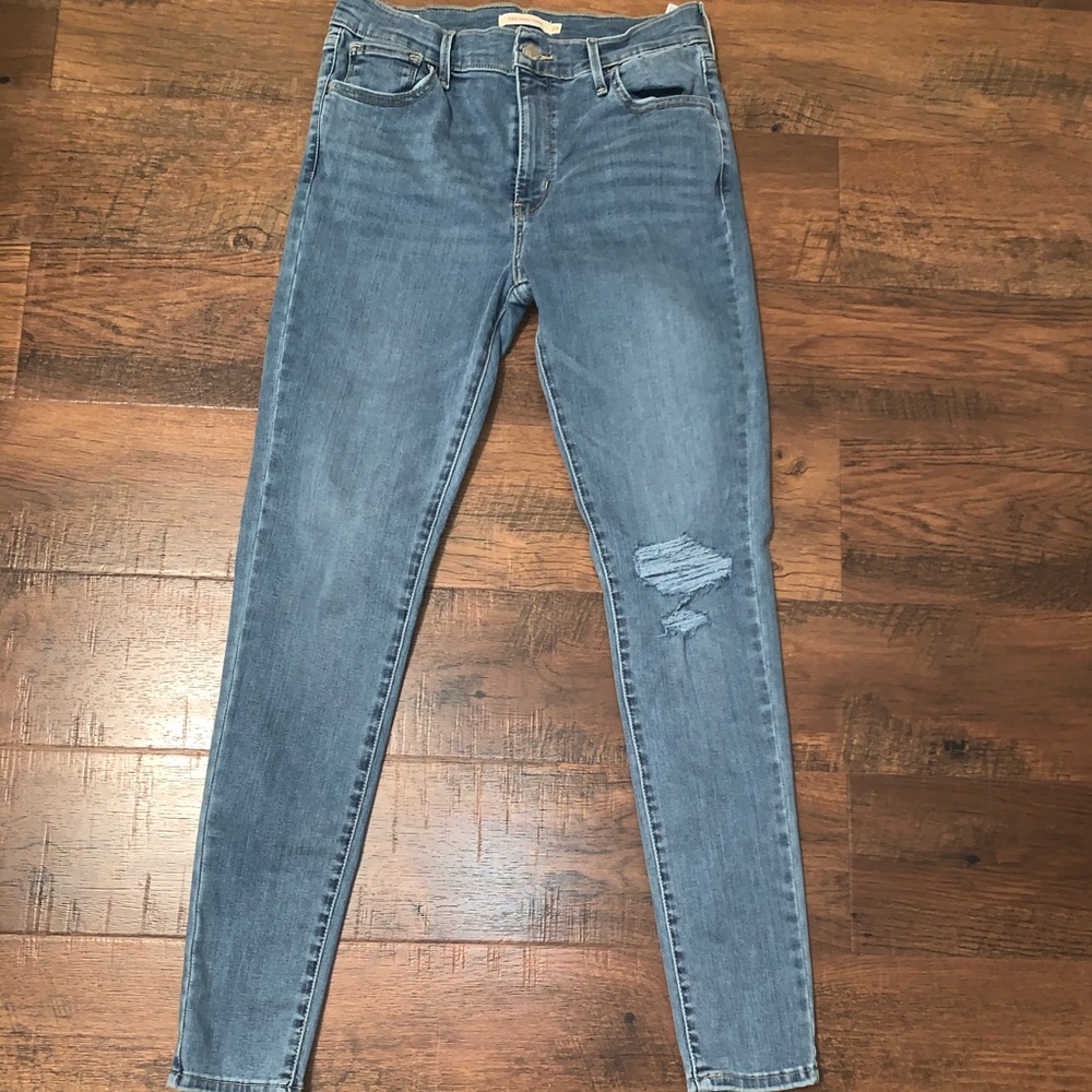 LEVIS SUPER SKINNY 720